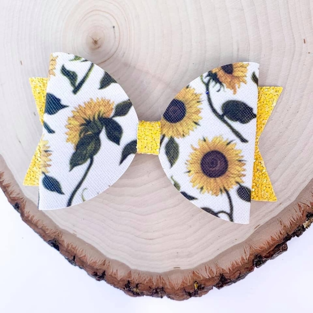 BOWS (TODDLER) - Picture 3 of 8